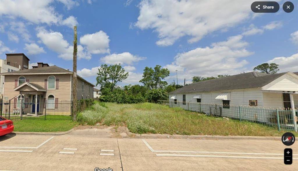 Houston, TX 77004,3208 Hutchins ST