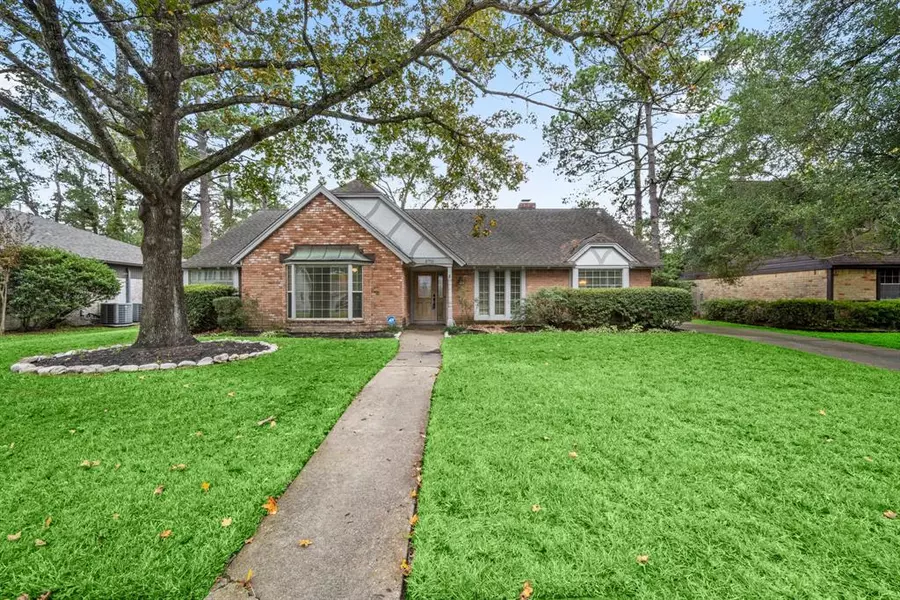 5711 Olympia Fields LN, Houston, TX 77069