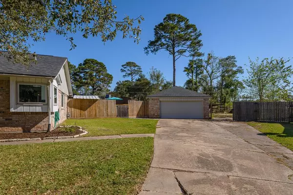 Alvin, TX 77511,97 Shady Oak CT