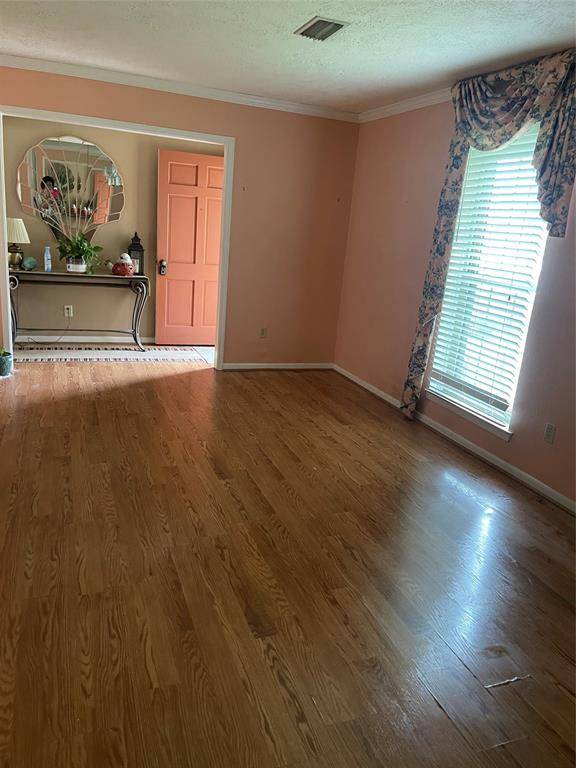 League City, TX 77573,2002 Savanna CT N