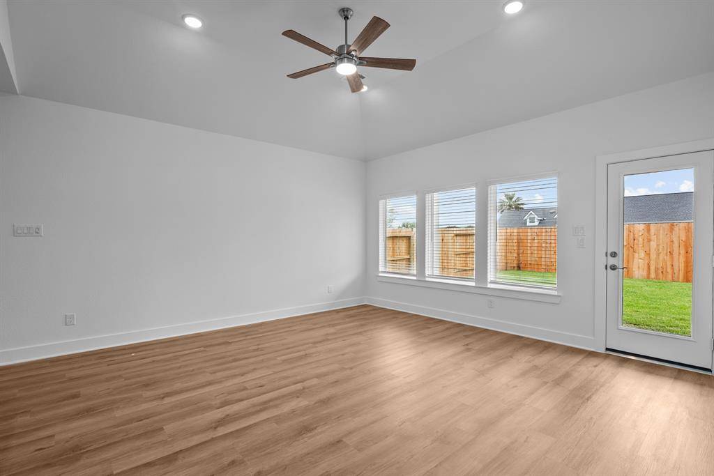 Fulshear, TX 77441,31915 Splendor DR