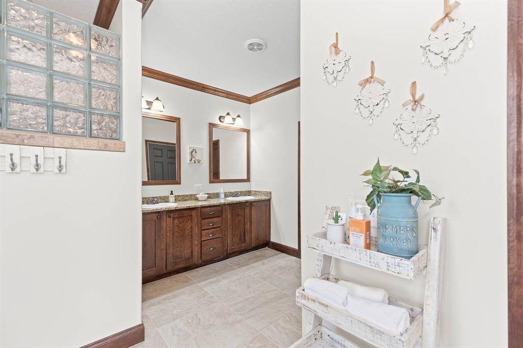 Smithville, TX 78957,838 Cottletown RD