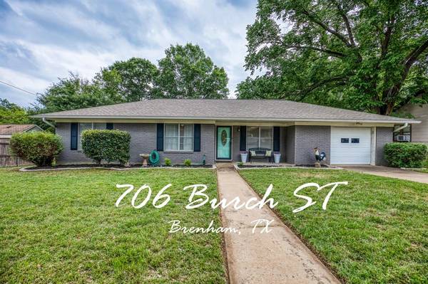 706 Burch ST, Brenham, TX 77833