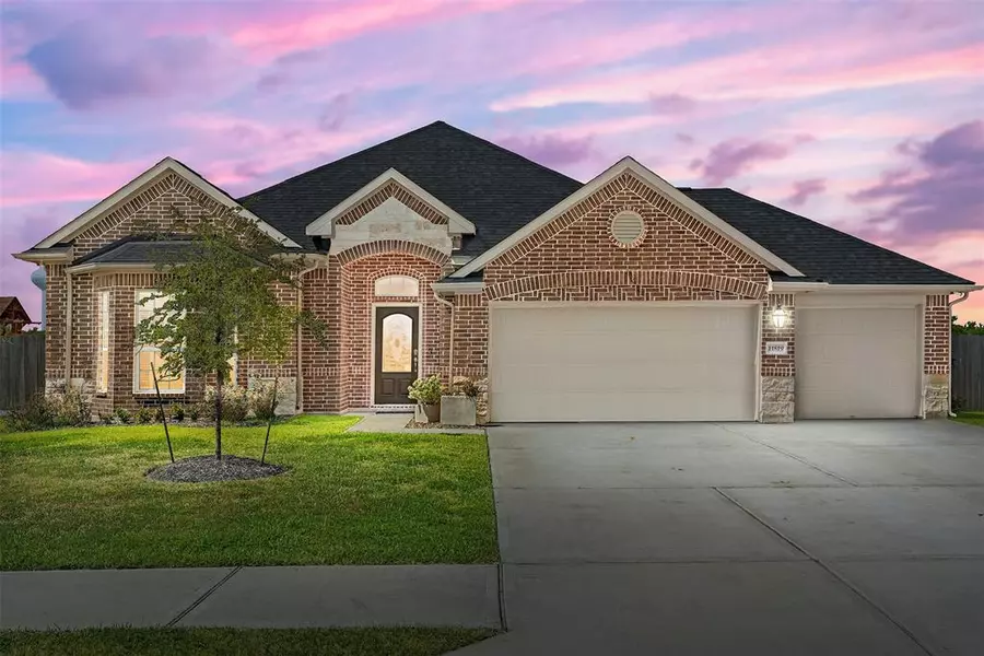 11819 Champions Forest DR, Dayton, TX 77535