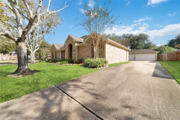 Pearland, TX 77581,2513 Briarglen DR