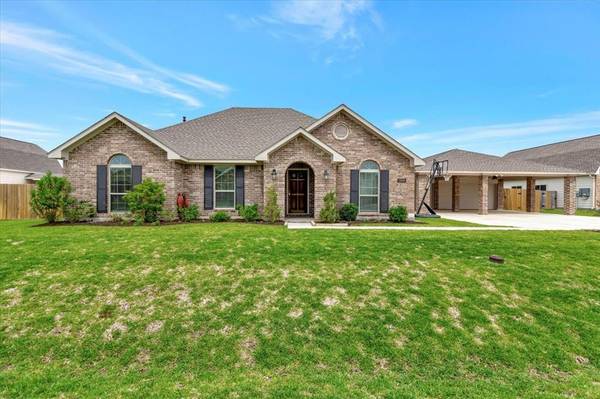 3610 E Cape RD, Dickinson, TX 77539