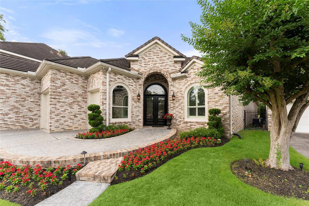 2722 N Southern Oaks DR, Houston, TX 77068