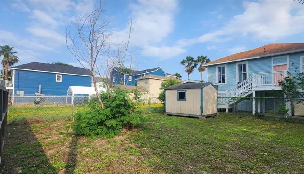 Galveston, TX 77550,1118 Avenue K Rear