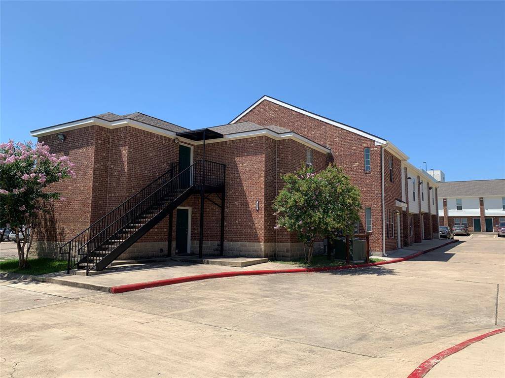 Bryan, TX 77801,4504 College Main ST #111