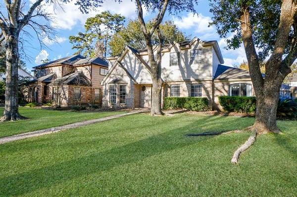 15710 T C Jester BLVD, Houston, TX 77068