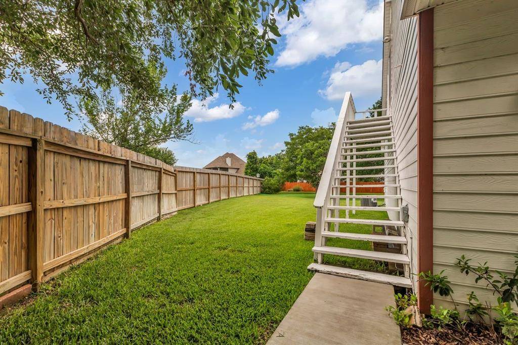 Willis, TX 77318,7098 Whispering Wind - GAR APT DR #GAR APT