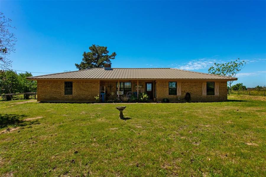 6558 Farm to Market 1119, Centerville, TX 75833