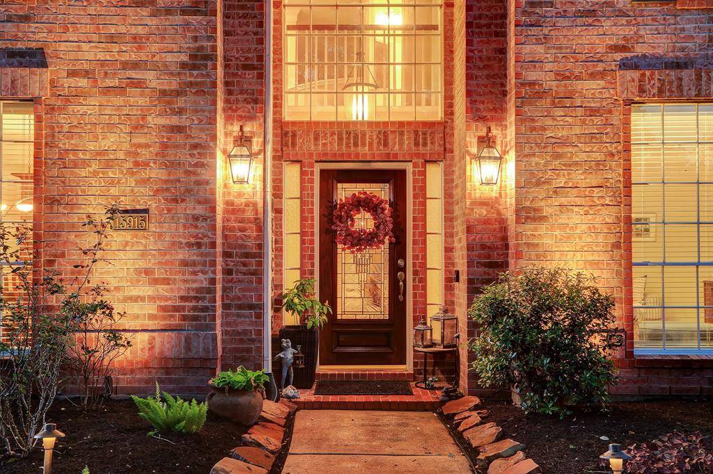 Houston, TX 77059,15915 El Dorado Oaks DR