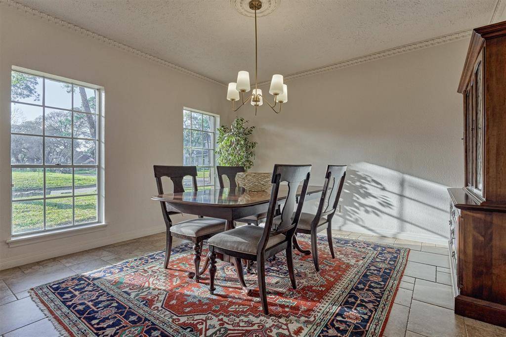 Houston, TX 77079,703 Crossroads DR