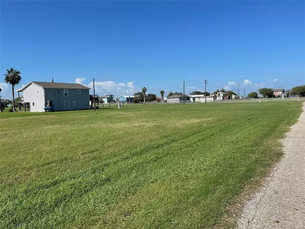 00 Seahorse Reef, Palacios, TX 77465