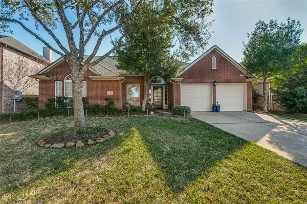 2733 Villa Pisa LN, League City, TX 77573