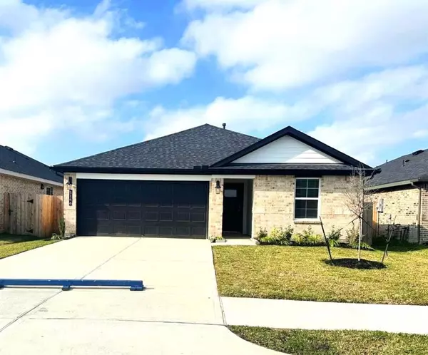 5146 Sunset Oaks DR, Fresno, TX 77545