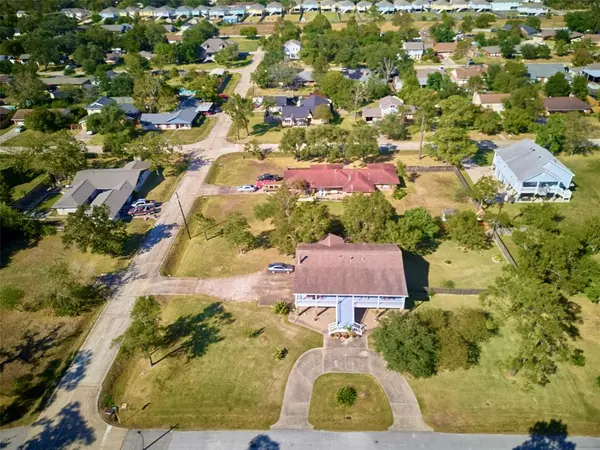 Shoreacres, TX 77571,518 Seagrove ST