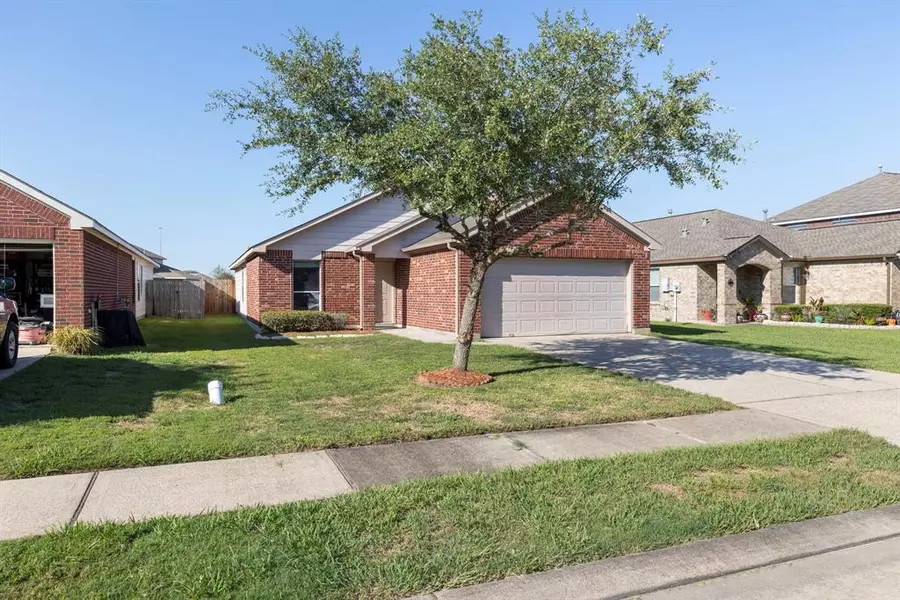 3138 Lodgemist LN, League City, TX 77539