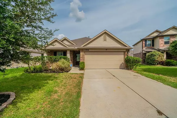 13906 Willowshire LN, Houston, TX 77014