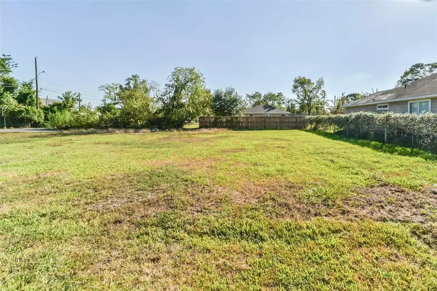 Lot 9 Sam Wilson ST, Houston, TX 77020