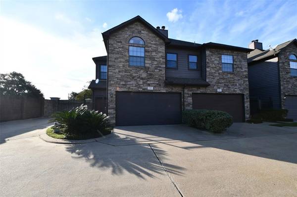 2358 Bermuda Shores DR, Missouri City, TX 77459