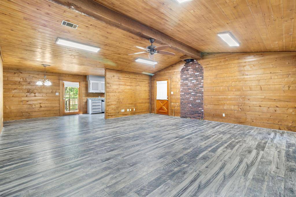 Madisonville, TX 77864,5344 Highway 90