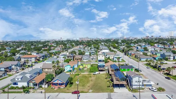 Galveston, TX 77550,2912 Avenue R 1/2