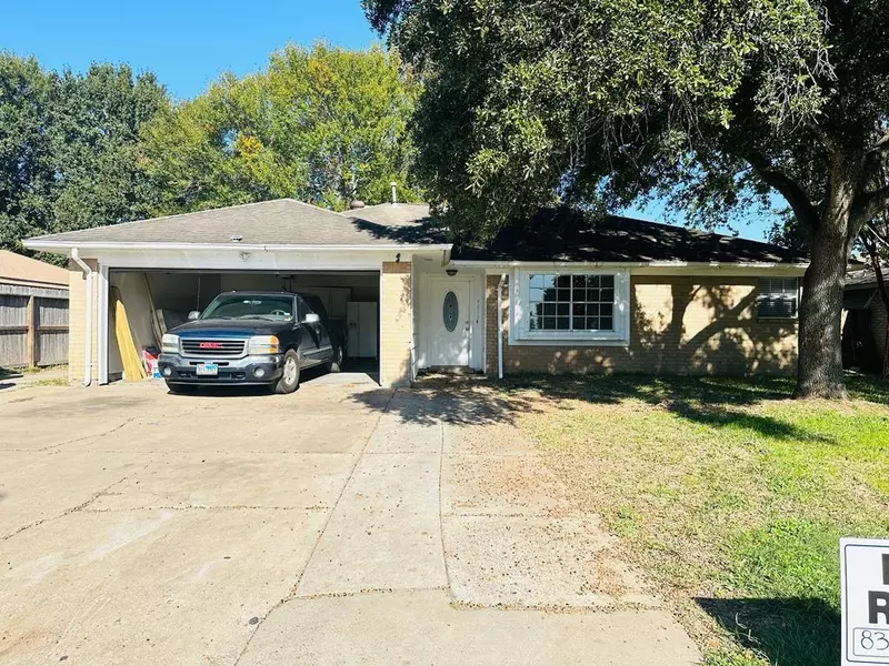 4613 Sandalwood Ave, Rosenberg, TX 77471