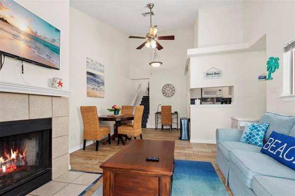 3506 Cove View BLVD #210, Galveston, TX 77554