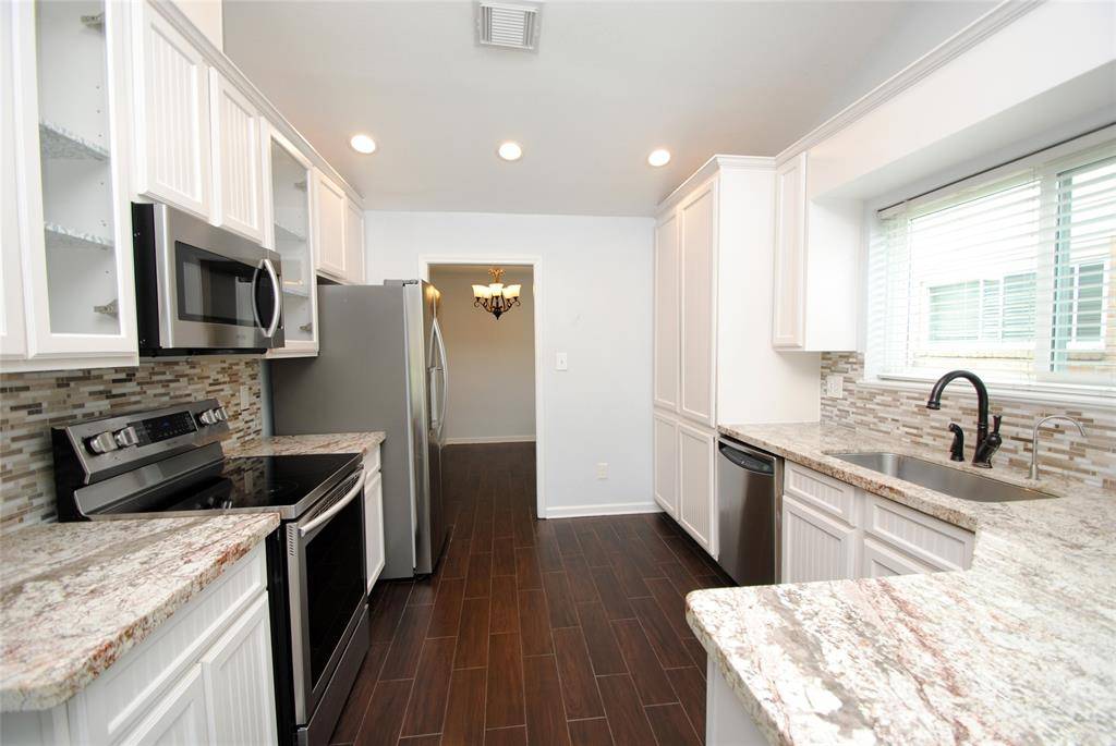 723 Red Rock Canyon DR, Katy, TX 77450