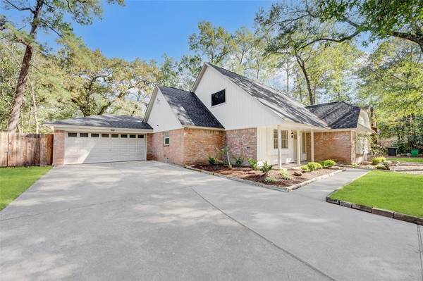 2207 Hidden Creek DR,  Kingwood,  TX 77339