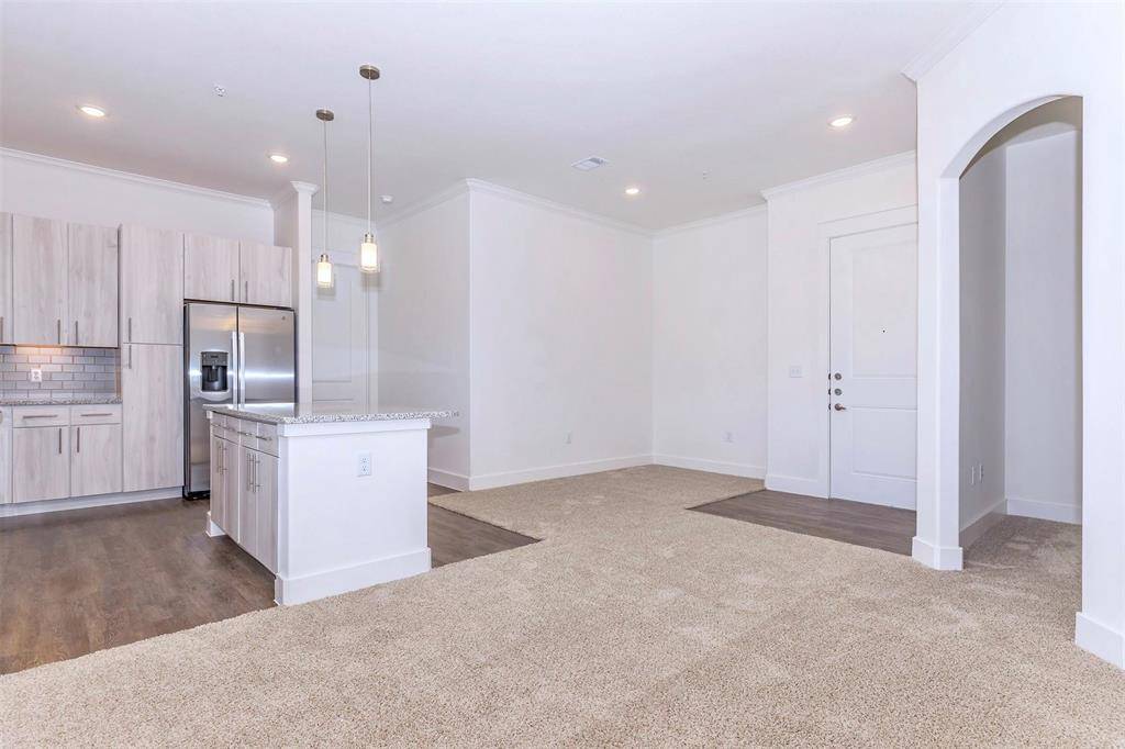 Katy, TX 77494,3030 GREENBUSCH #227B