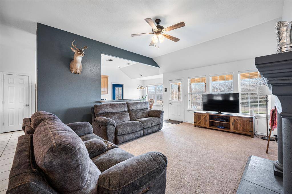 Alvord, TX 76225,207 Deer Creek Drive