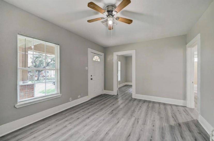 Baytown, TX 77520,3303 Illinois ST