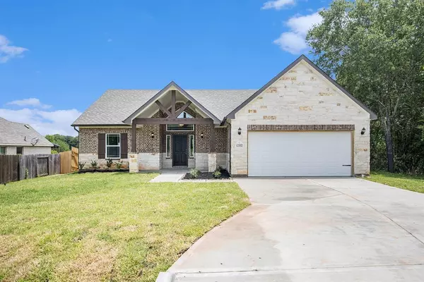 12332 Lake Conroe Hills, Willis, TX 77318