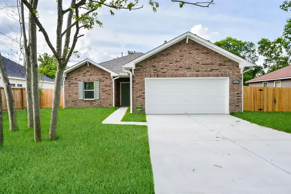 8107 Kenton, Houston, TX 77028