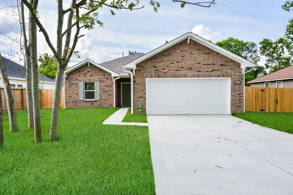 8107 Kenton, Houston, TX 77028