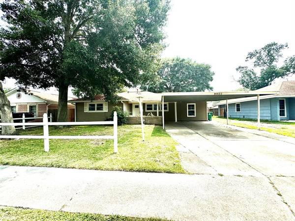 9922 Caffrey ST, Houston, TX 77075