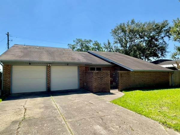 3103 Woodstone DR, Baytown, TX 77521