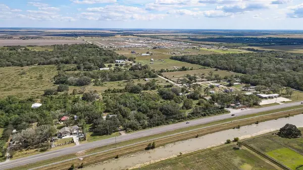 Rosharon, TX 77583,436 County Road 51