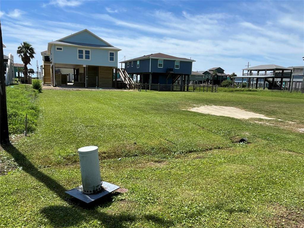 Crystal Beach, TX 77650,164 Verdia DR