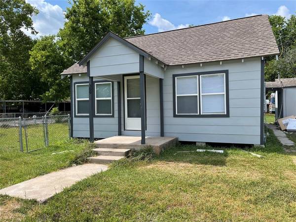 309 Ryan ST, Angleton, TX 77515