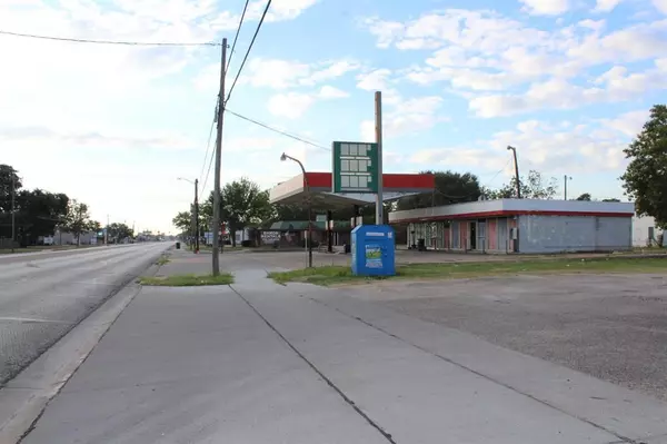 El Campo, TX 77437,1101 N Mechanic ST