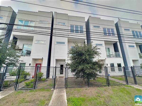 2103 Engelmohr ST #D, Houston, TX 77054