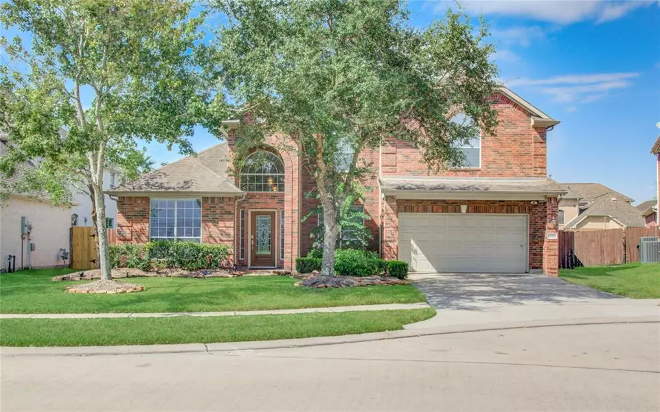 2011 Mountain Creek ST, Pearland, TX 77584