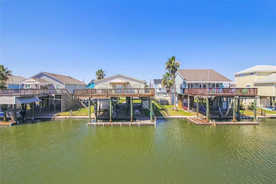 22110 Frio DR, Galveston, TX 77554