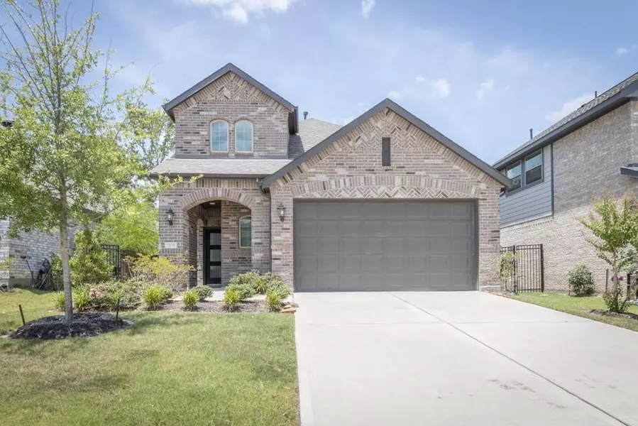 7818 Axis Ridge DR, Magnolia, TX 77354