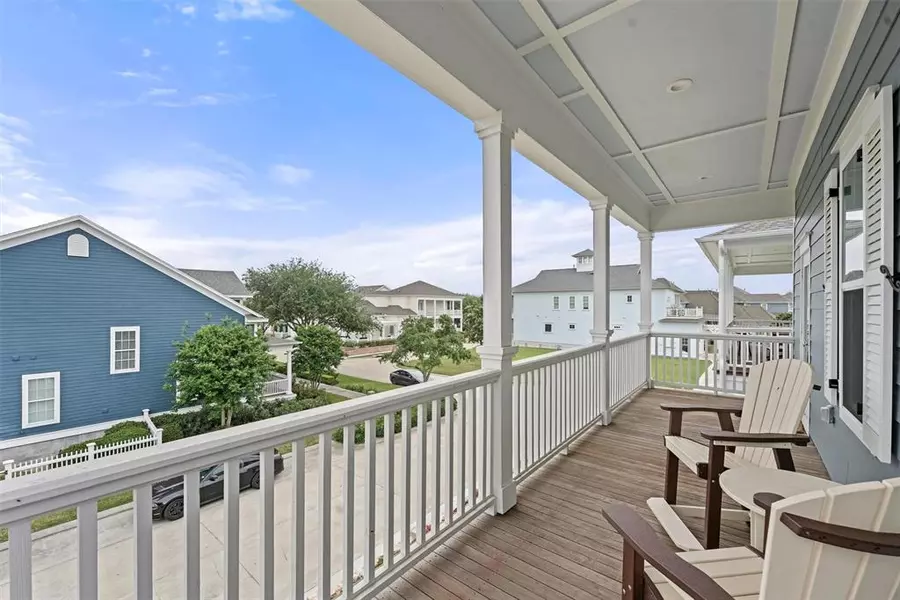 11 Caravelle CT, Galveston, TX 77554