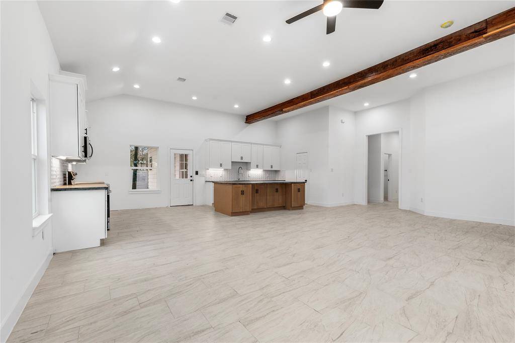 Livingston, TX 77351,179 Knollwood